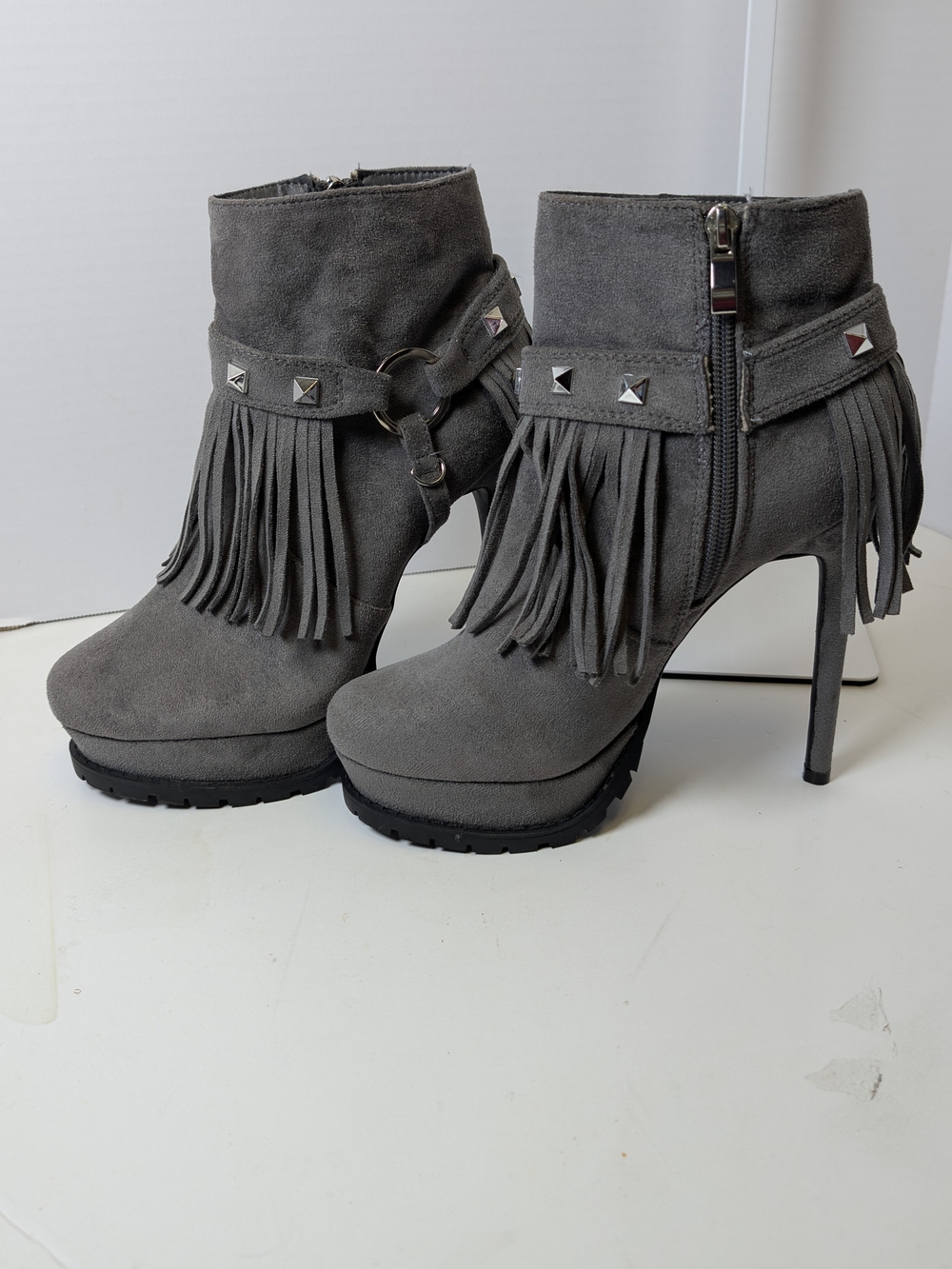 Shoe Dazzle Gray Suede Fringe Stiletto Ankle Boots